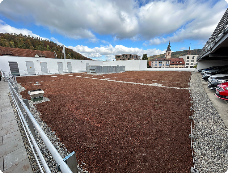 Hier finden Sie Beispiele für Flachdächer unserer Kunden vor und nach der Inspektion von IB-RIEF.